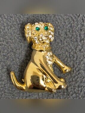 Gold Tone Sitting Dog Brooch Green Eyes Clear Rhinestones Figural Pin New